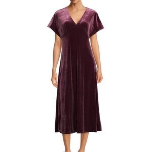 Taylor Women’s Velvet Maxi Dress in Deep Purple